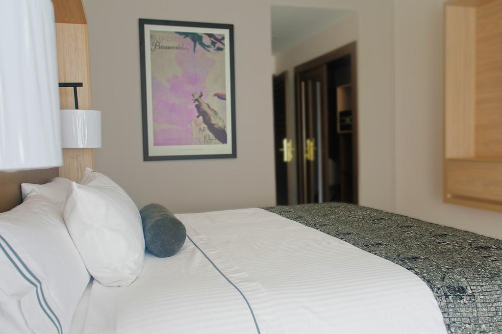 Standard King Room,433007748:JPEG